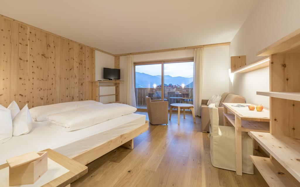 Hotel Jonathan Natz-Schabs ภายนอก รูปภาพ